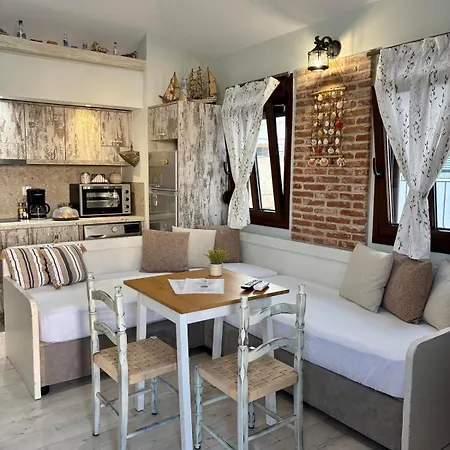 Villa Kaldera Skiathos Town